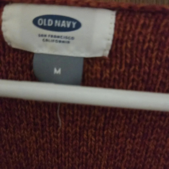 Old Navy Women's Oversized Sweater - Picture 3 of 3